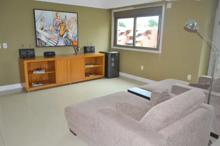 Apartamento com 4 Quartos à venda, 270m² no Três Figueiras, Porto Alegre