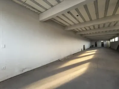 Ponto Comercial para alugar, 180m² no Industrial São Luiz, Contagem