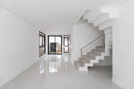 Sobrado com 3 Quartos à venda, 153m² no Pilarzinho, Curitiba