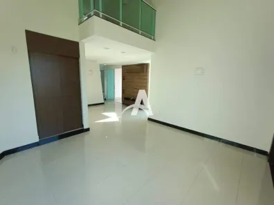 Casa com 4 Quartos para alugar, 430m² no Jardim Karaíba, Uberlândia