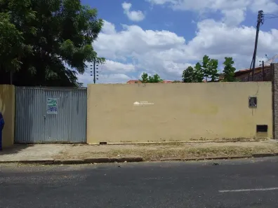 Lote/Terreno à venda, 250m² no São João, Teresina