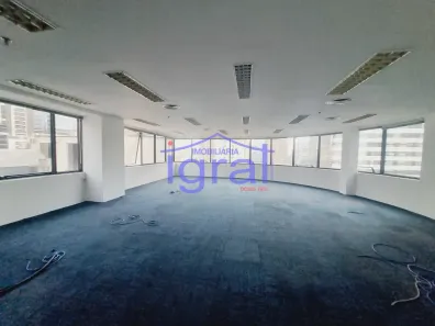 Sala Comercial para alugar, 211m² no Cidade Monções, São Paulo