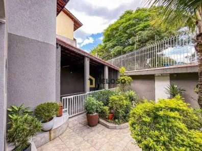 Sobrado com 4 Quartos à venda, 260m² no Jardim Guapira, São Paulo