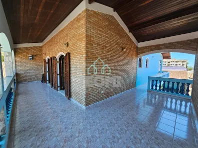 Sobrado com 3 Quartos à venda, 310m² no Umuarama, Ubatuba