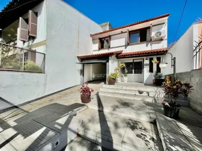 Casa com 3 Quartos à venda, 189m² no São Sebastião, Porto Alegre