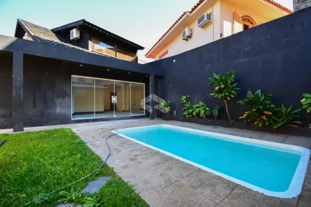 Casa com 5 Quartos à venda, 201m² no Bom Abrigo, Florianópolis