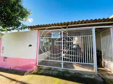 Casa com 2 Quartos à venda, 160m² no Centro, Marília