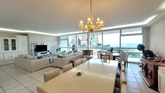 Apartamento com 4 Quartos para alugar, 315m² no Pitangueiras, Guarujá