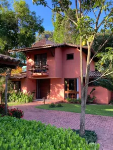 Casa com 3 Quartos para alugar, 10m² no Arraial D'Ajuda, Porto Seguro