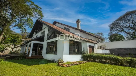 Casa de Condomínio com 4 Quartos à venda, 550m² no Campo Comprido, Curitiba