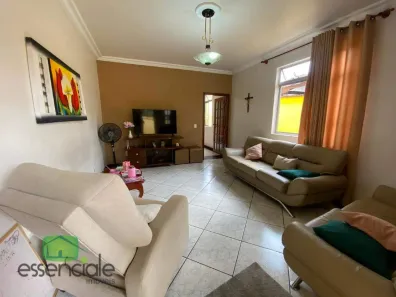 Casa com 3 Quartos à venda, 170m² no Alvorada, Contagem