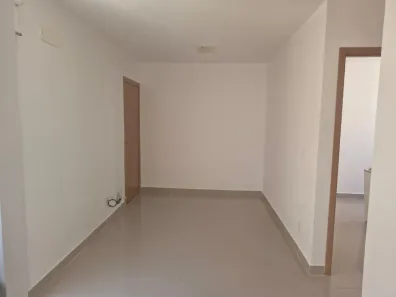 Apartamento com 2 Quartos para alugar, 45m² no Centro, Lauro de Freitas