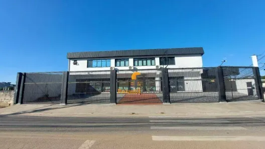 Prédio Comercial para alugar, 1575m² no Jardim Torino, Cotia