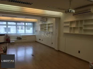 Sala Comercial à venda, 73m² no Petrópolis, Porto Alegre
