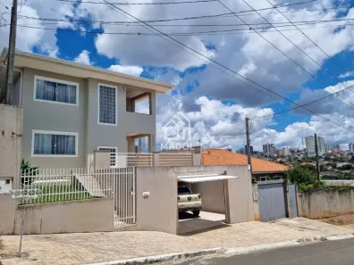 Sobrado com 3 Quartos à venda, 272m² no Oficinas, Ponta Grossa