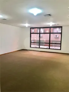 Sala Comercial à venda, 53m² no Moinhos de Vento, Porto Alegre