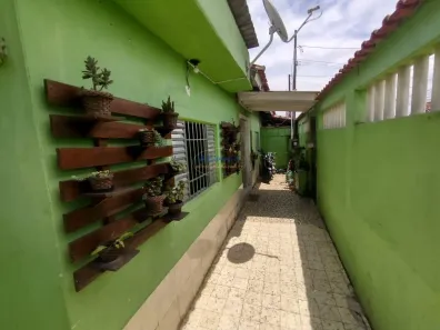 Casa com 2 Quartos à venda, 86m² no Maracanã, Praia Grande