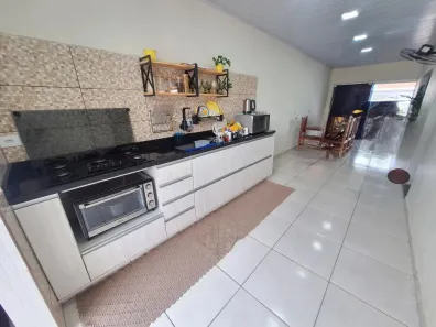 Casa com 3 Quartos à venda, 280m² no Jardim Cavallari, Marília