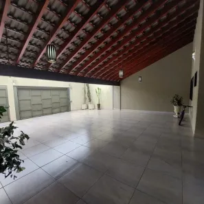 Casa com 3 Quartos à venda, 271m² no Santa Maria, Uberaba