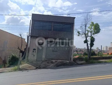 Imóvel Comercial com 4 Quartos à venda, 310m² no Paulicéia, Piracicaba