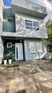 Casa de Condomínio com 2 Quartos à venda, 100m² no Guarujá, Porto Alegre