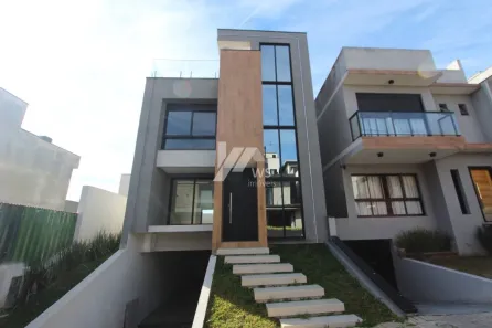Casa de Condomínio com 3 Quartos à venda, 204m² no Santa Cândida, Curitiba
