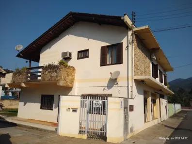 Casa com 4 Quartos à venda, 229m² no Vila Baependi, Jaraguá do Sul