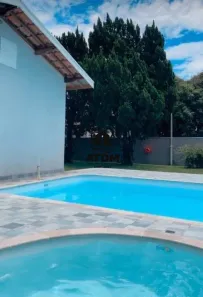 Casa com 4 Quartos para alugar, 550m² no Vila São José, Taubaté