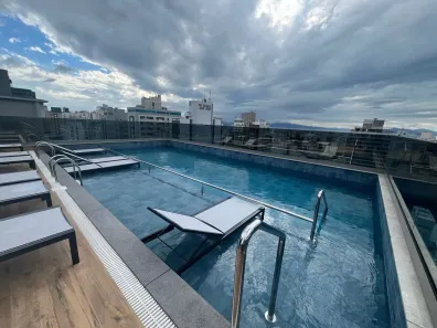 Apartamento com 2 Quartos à venda, 65m² no Centro, Florianópolis