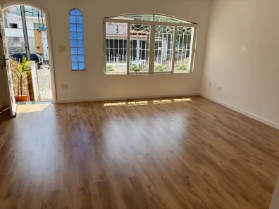 Casa de Condomínio com 3 Quartos à venda, 180m² no Chácara Santo Antônio (Zona Leste), São Paulo