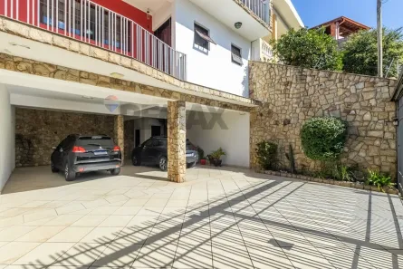 Casa com 3 Quartos à venda, 337m² no Jardim das Flores, Osasco