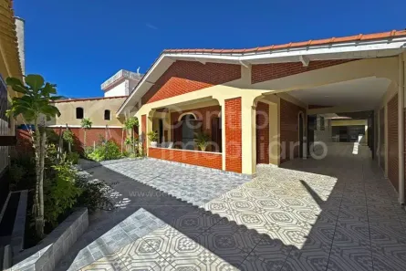 Casa com 3 Quartos à venda, 175m² no , Peruíbe