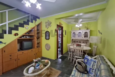 Casa de Condomínio com 2 Quartos à venda, 67m² no Jardim Las Palmas, Guarujá
