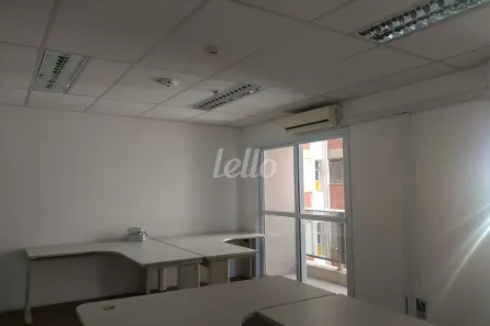 Sala Comercial à venda, 33m² no Aclimação, São Paulo