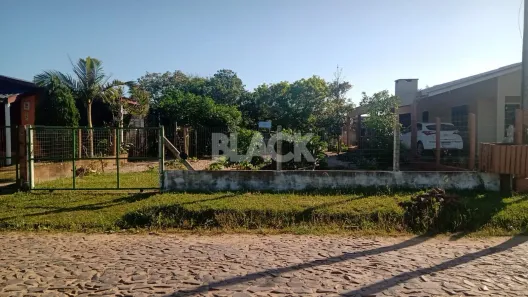 Lote/Terreno à venda, 330m² no Torres, Torres