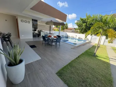 Casa com 4 Quartos para alugar, 165m² no Ponta de Serrambi, Ipojuca