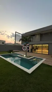 Sobrado com 4 Quartos à venda, 330m² no Petrópolis, Várzea Grande