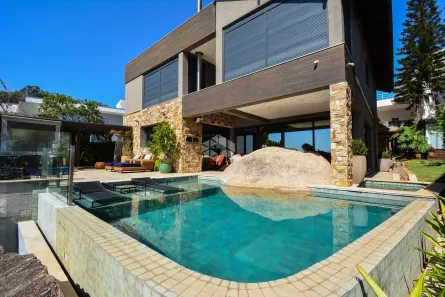 Casa com 4 Quartos à venda, 435m² no Cacupé, Florianópolis
