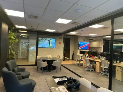 Sala Comercial para alugar, 377m² no Itaim Bibi, São Paulo