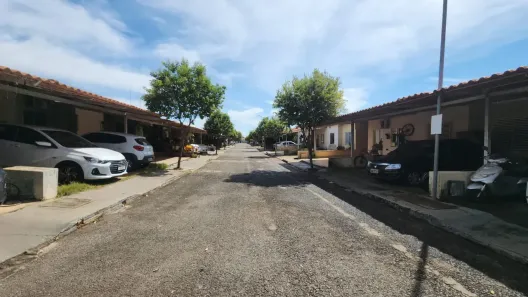 Casa de Condomínio com 2 Quartos à venda, 110m² no Residencial Brisas do Cerrado, Goiânia