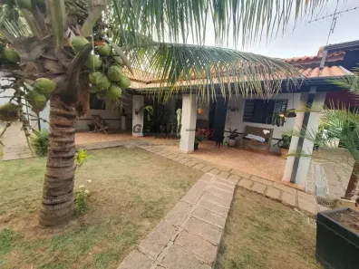 Fazenda/Sítio com 3 Quartos à venda, 245m² no Colinas de Indaiatuba, Indaiatuba