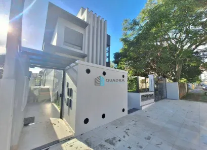 Casa com 3 Quartos à venda, 196m² no Córrego Grande, Florianópolis