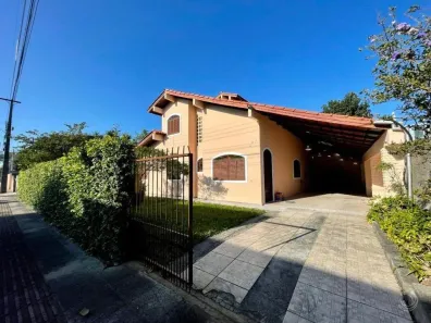 Casa com 3 Quartos à venda, 200m² no Campeche, Florianópolis