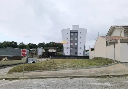 Lote/Terreno à venda, 565m² no Floresta, Joinville