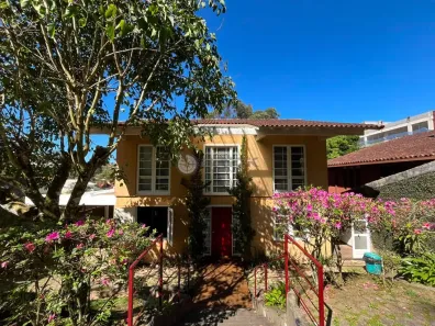 Casa com 3 Quartos para alugar, 391m² no Alto, Teresópolis