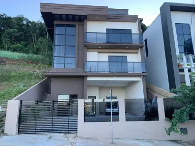 Casa de Condomínio com 4 Quartos para alugar, 330m² no Sertão do Maruim, São José