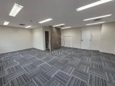 Sala Comercial para alugar, 53m² no Alphaville Empresarial, Barueri