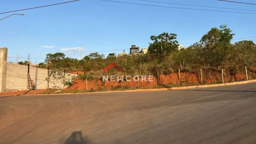 Lote/Terreno à venda, 300m² no Castelo Branco, Itatiaiuçu