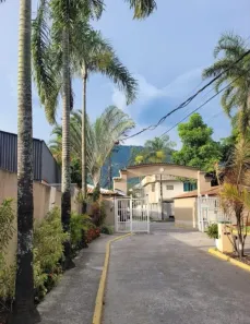 Casa de Condomínio com 3 Quartos à venda, 240m² no Vargem Pequena, Rio de Janeiro