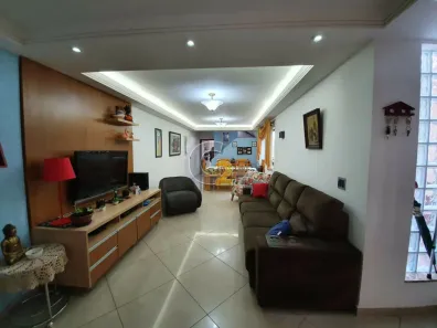 Sobrado com 3 Quartos à venda, 239m² no Vila Anglo Brasileira, São Paulo